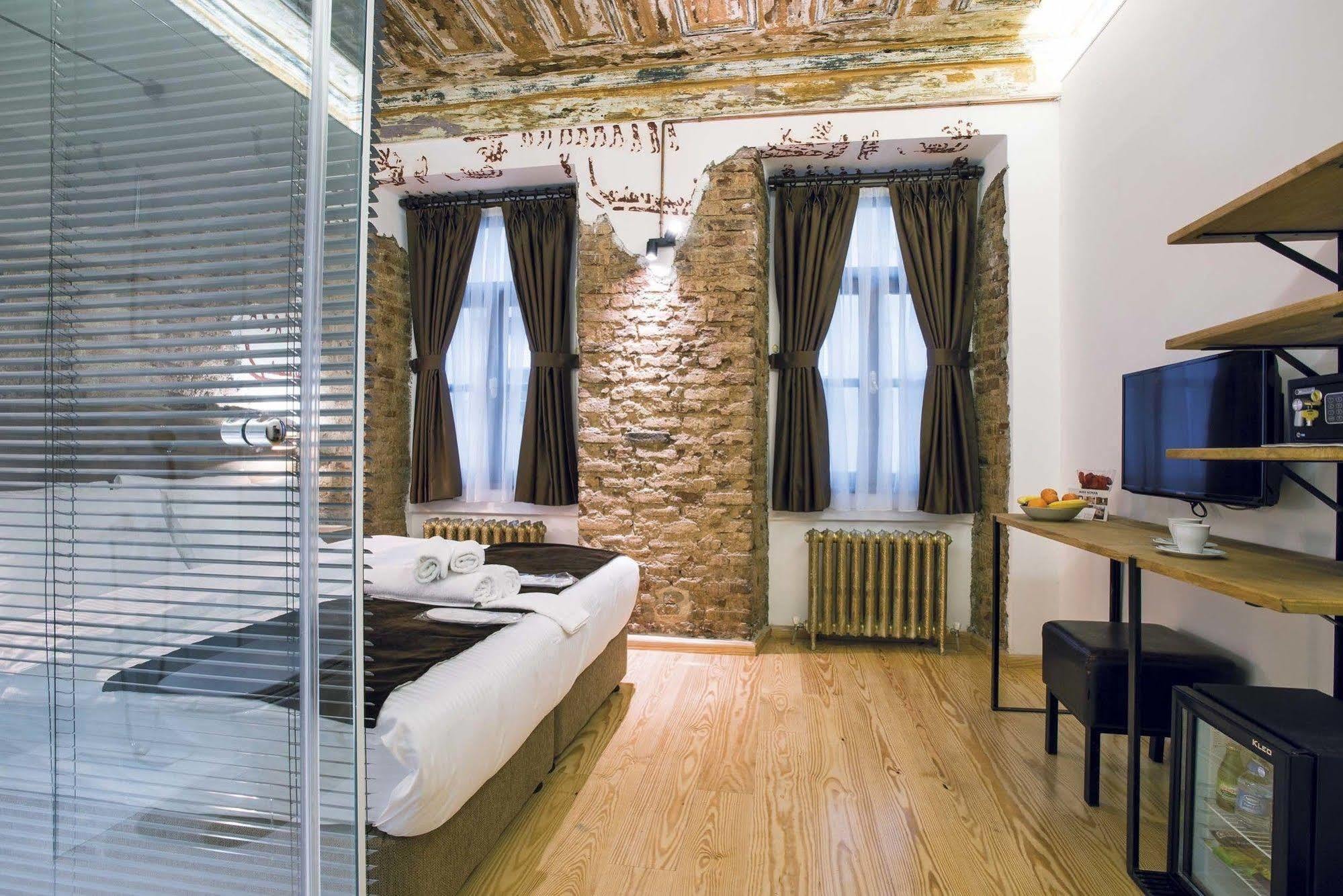 Gen Suites Pera Istanboel Buitenkant foto