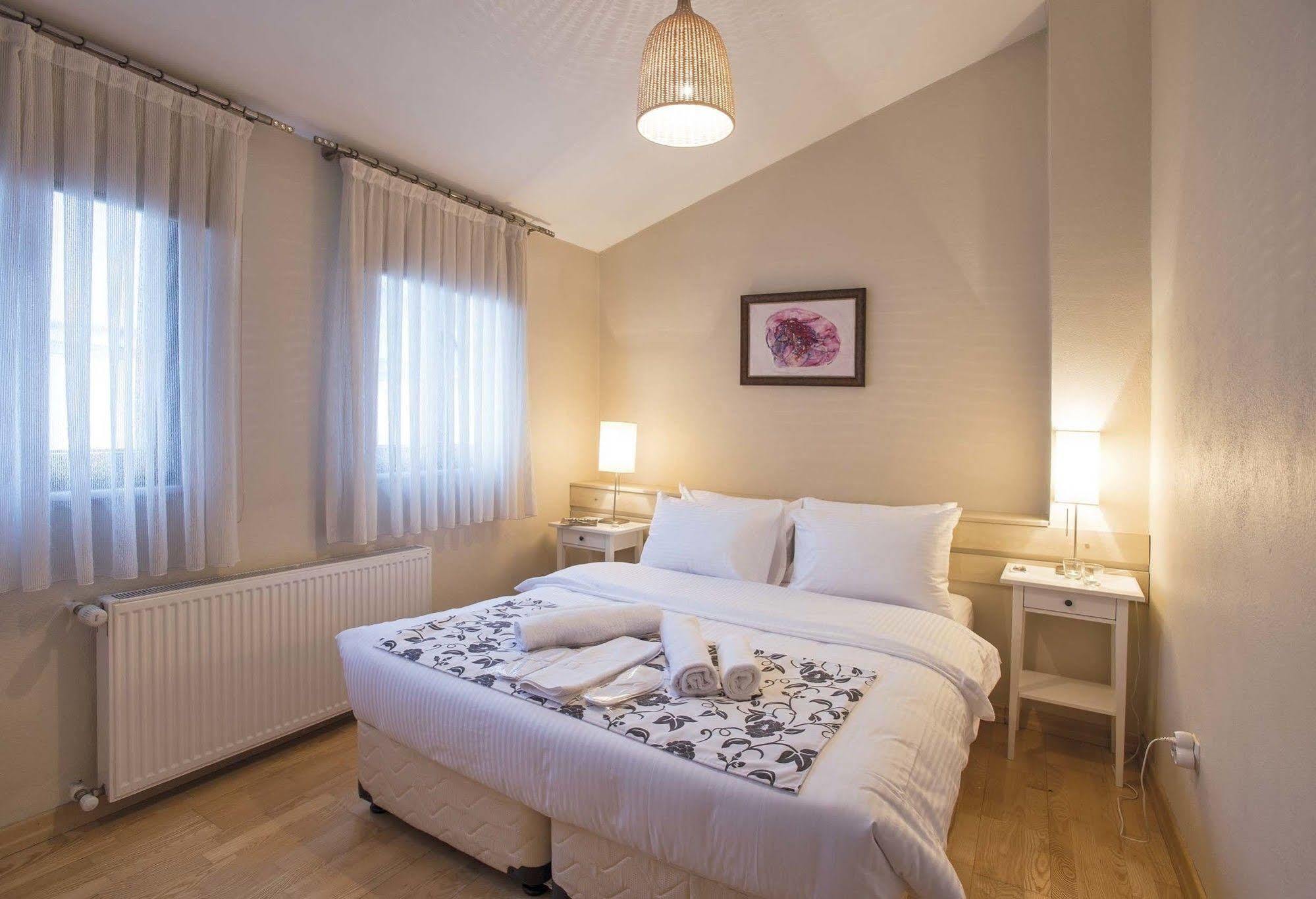 Gen Suites Pera Istanboel Buitenkant foto